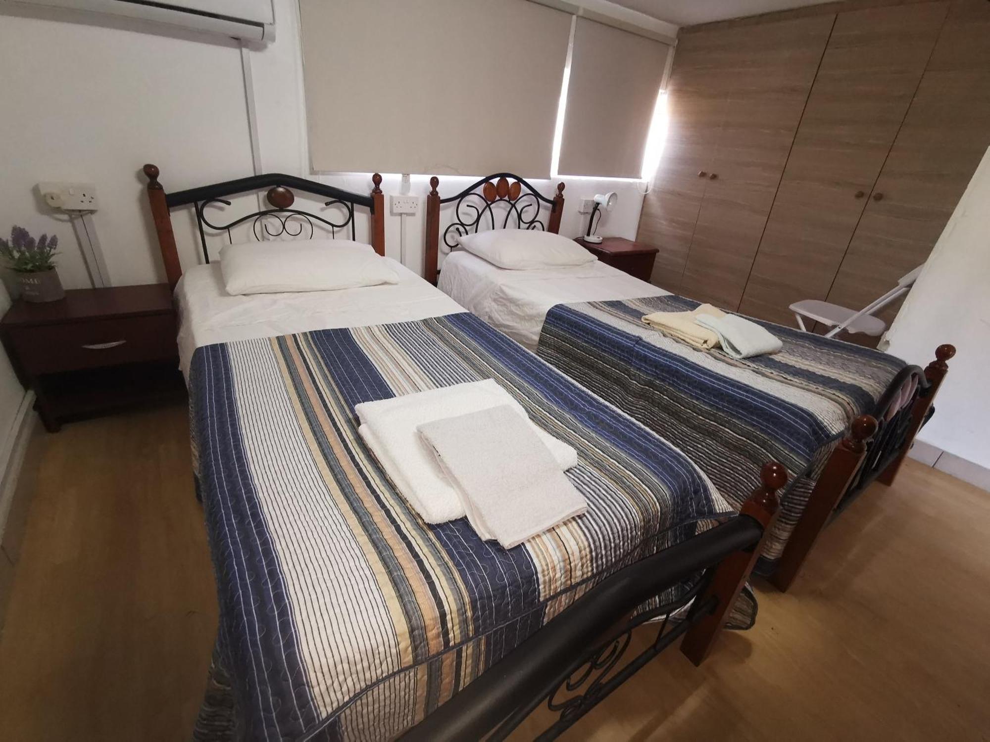 Strovolos Rooms Studios نيقوسيا الغرفة الصورة