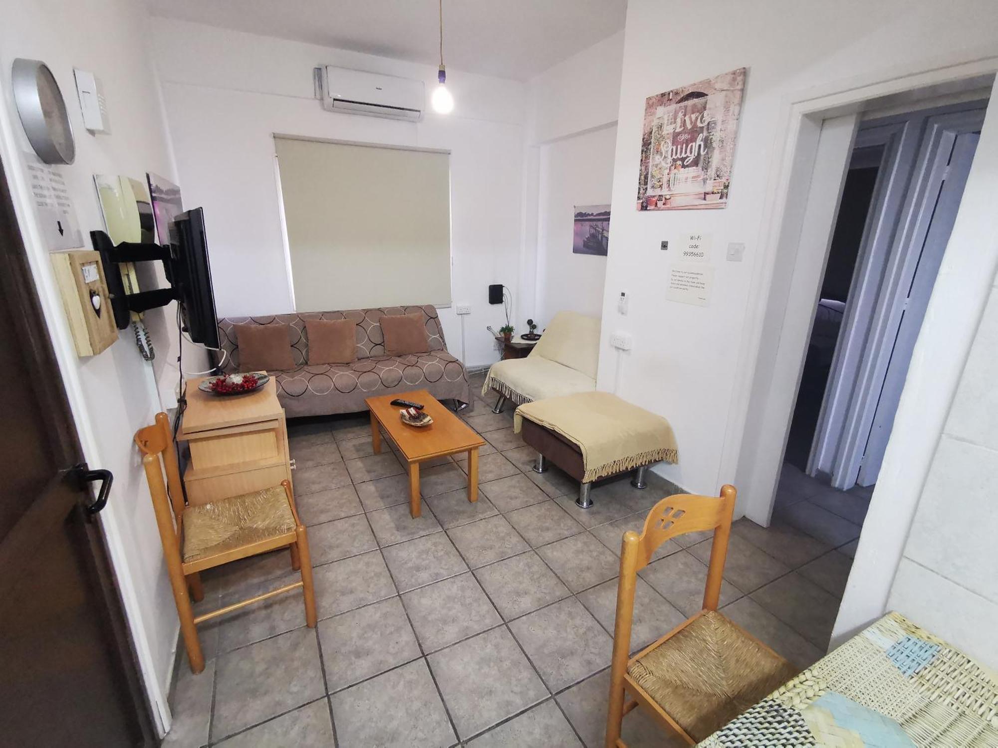 Strovolos Rooms Studios نيقوسيا الغرفة الصورة